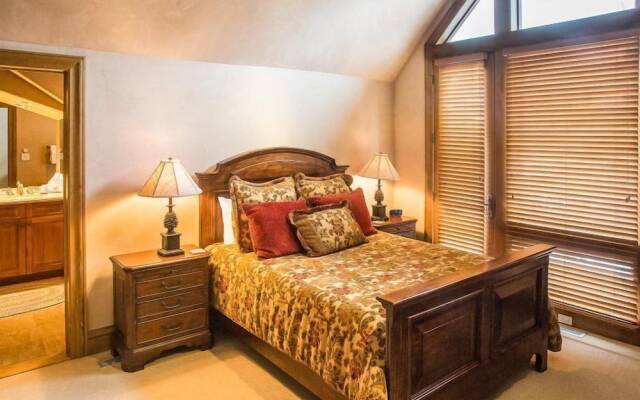 Snowmass Owl Creek 9904