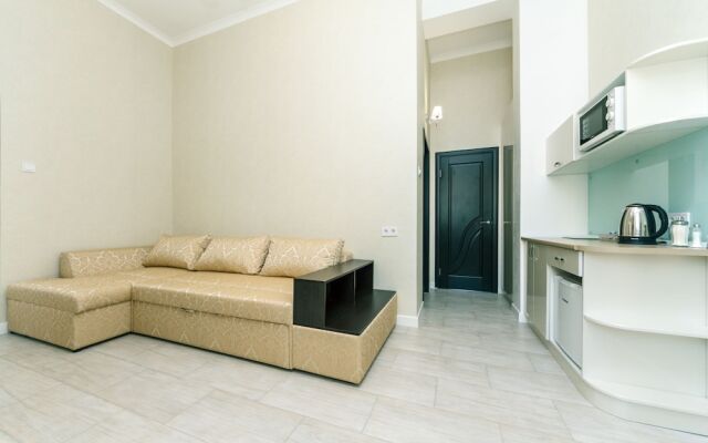 Bogdan Hall DeLuxe