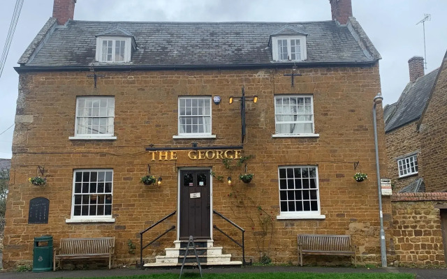 The George Inn