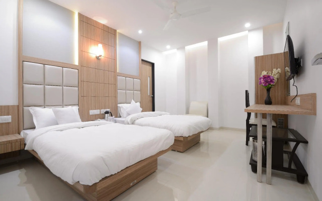 Hotel One up
