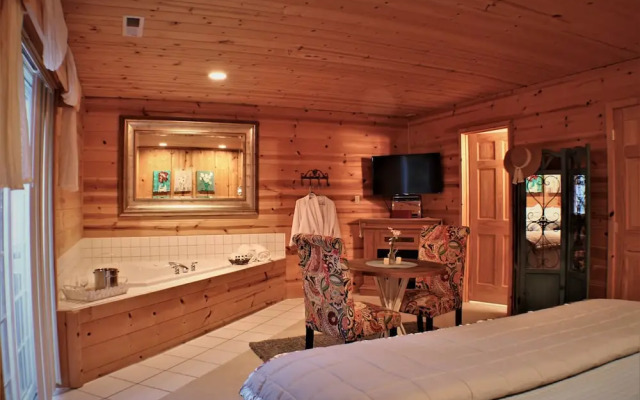 River Road Venue & Lodging