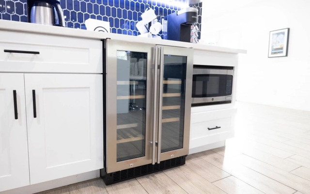 Scottsdale East Osborn 4 Bedroom Home by RedAwning, Scottsdale