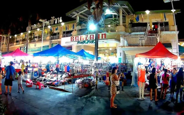 Acca Patong Apartments