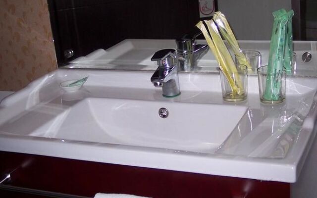 Constandin Express Hotel