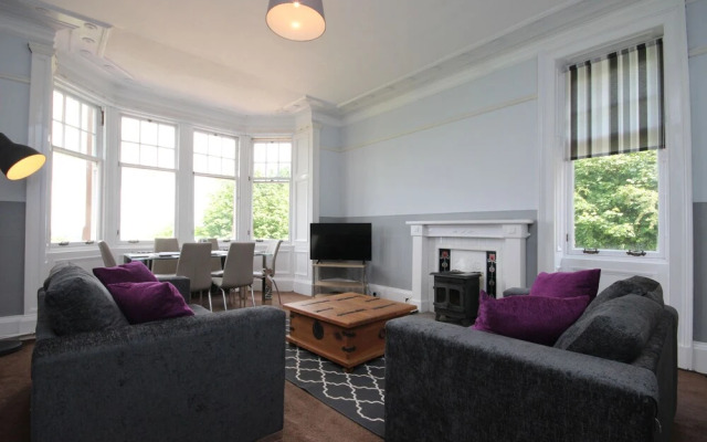 Braemount House