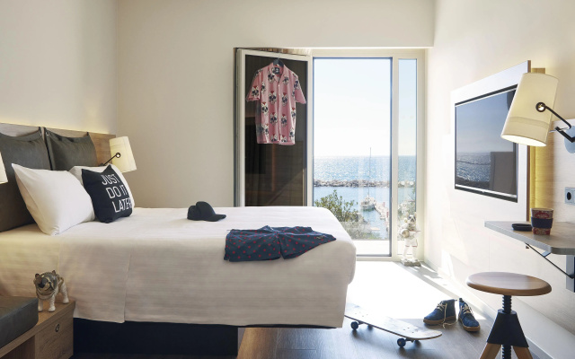 Moxy Patra Marina - Image 5