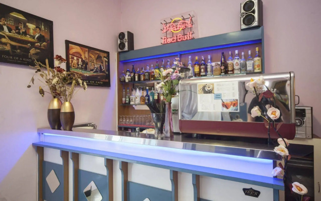 Eliseo Budget Hotel
