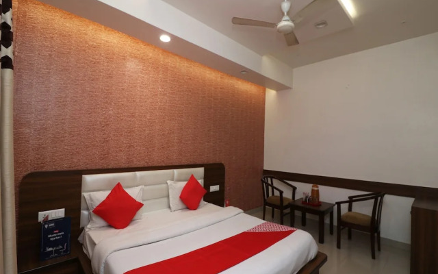 Oyo 23168 Hotel G C Regency