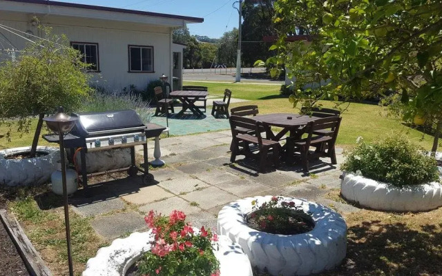 Tingle All Over Budget Accommodation