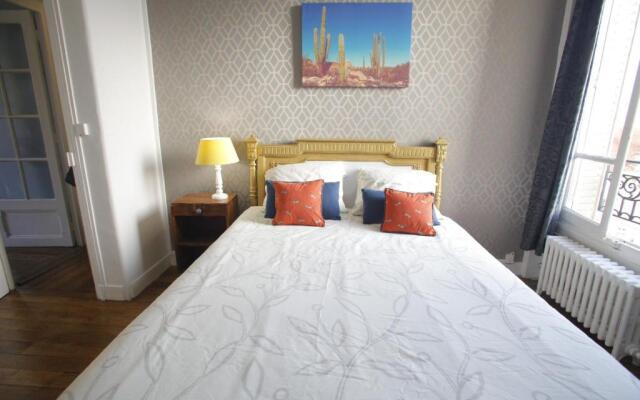 Nice apartment 10 minutes from Paris