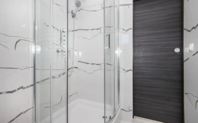 Jakov - Modern and Cosy With Pool - B3