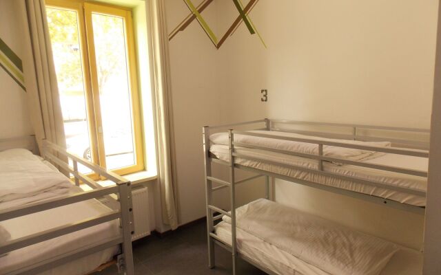 HostelO
