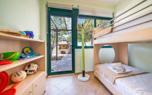 Fluo Seaside Apartment