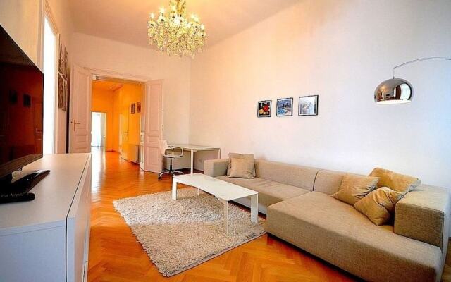 Vienna Residence Spacious & Tasteful Apartment in the 3rd District
