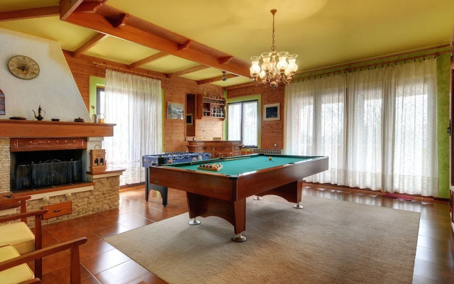 Holiday House in Muntic, Istria, With Fitness Room