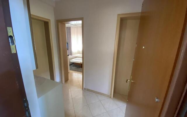 Alex 2 bedroom apartment