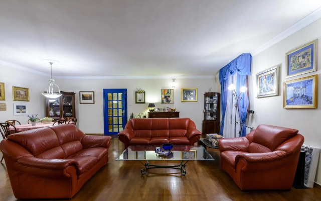 Villa Piano - Four Bedroom Villa With Terrace and Swimming Pool