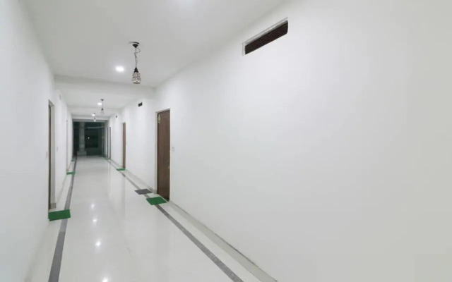 STAYMAKER Gharana Resort