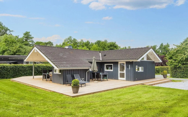 8 Person Holiday Home in Aabenraa