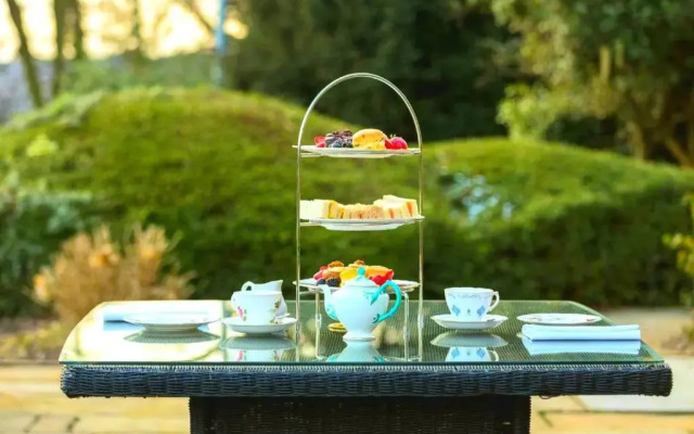 Hollins Hall Hotel, Golf & Country Club