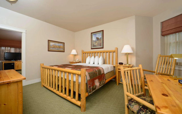 Best Western Plus Plaza Hotel