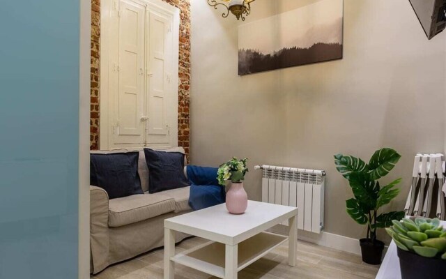 Cosy 2 Bed Apt in Chamberí 2 Min to Tube
