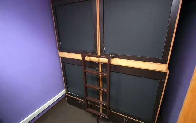 Homebox Capsule Hotel - Hotel in Moskva - Photo 5