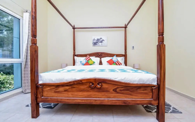 OYO 163 Home 1Bhk Discovery Garden City View