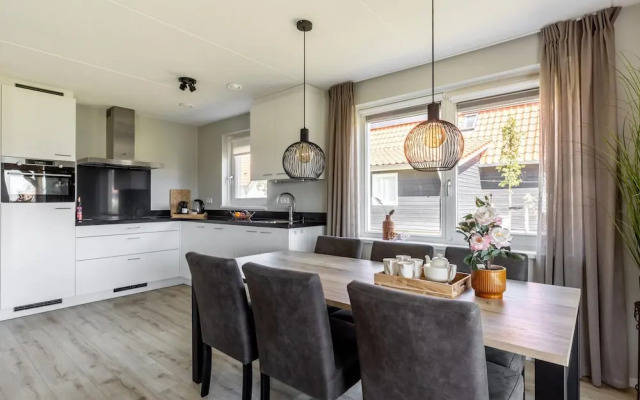 Welcoming Holiday Home With Private Garden
