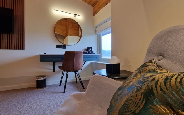 The Dorset Golf Hotel