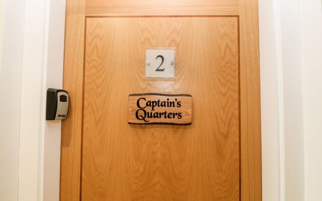 Captain's Quarters - Apartment 2