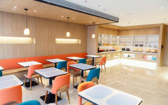 Hanting Hotel Cangzhou Huanghua  Xinyu Building