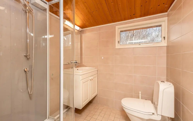 Awesome Home in Vatne With 4 Bedrooms and Wifi