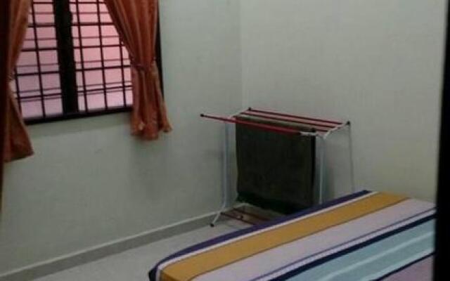 Homestay Kuala Terengganu Pak Latif