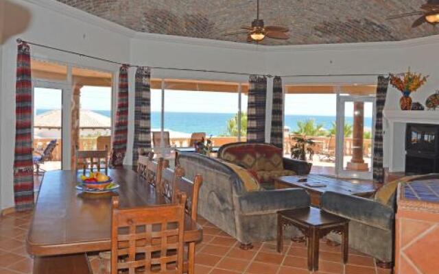 Casa de Paraiso by RedAwning