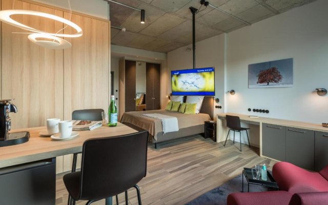 Golden Ball, Exclusive Serviced Apartments Munich