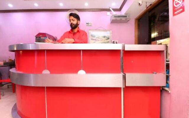 OYO 28180 Hotel Piyush