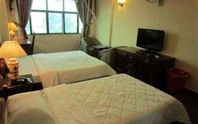 The Sun Hotel