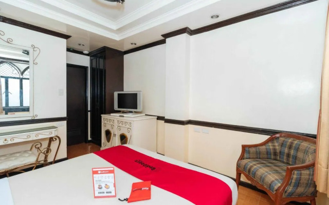 RedDoorz Plus @ Mother Ignacia Quezon City