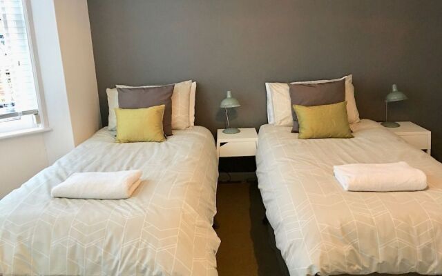 Netley Village Apartment