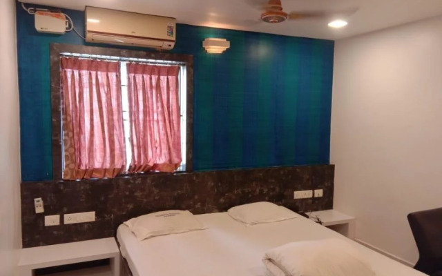 Kalaimagal Residency