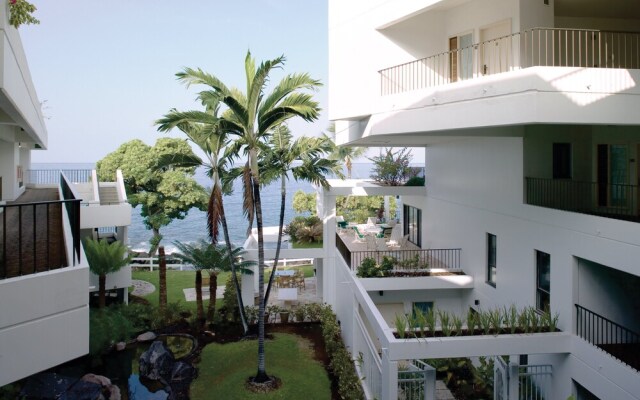 Royal Sea Cliff Condo