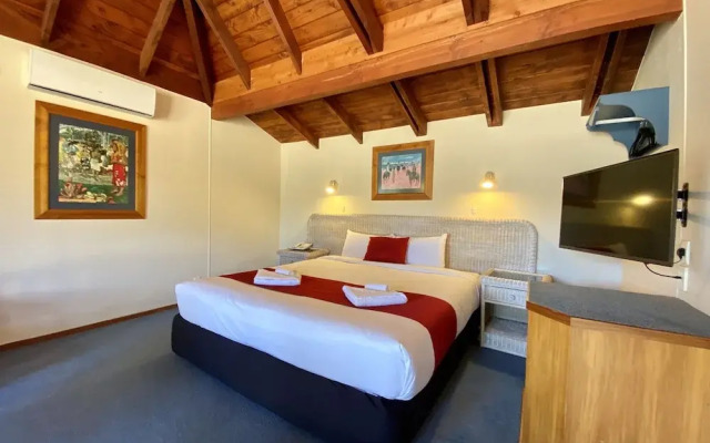 Pacific Harbour Villas