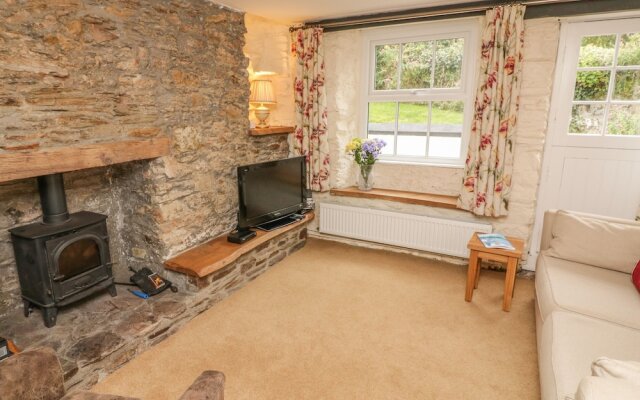 3 Rock Cottages
