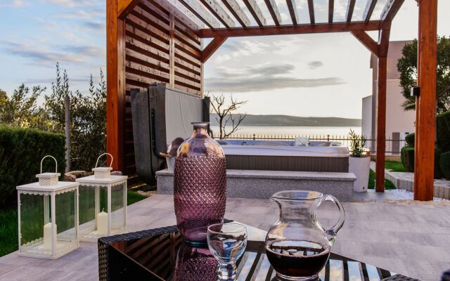 Studio apartment Anka - with open jacuzzi: SA4 Podstrana, Riviera Split