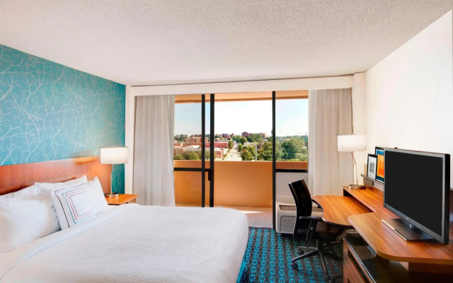 Fairfield Inn & Suites by Marriott Charlotte Uptown