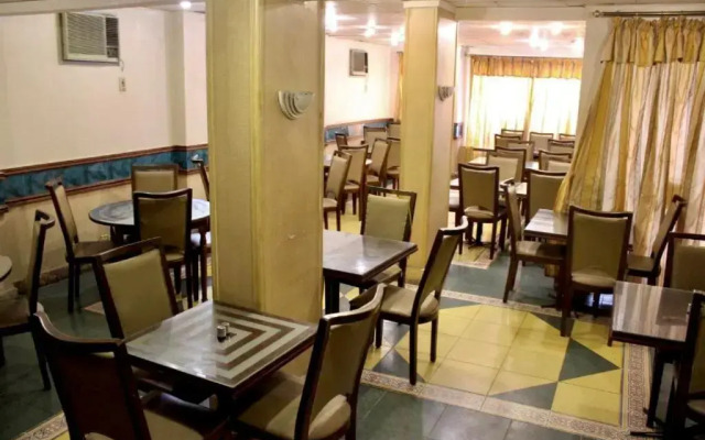 Sea Star Hotel