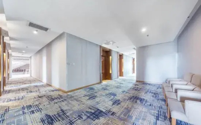Shilinxuan Holiday Inn (Shilin Scenic Area)
