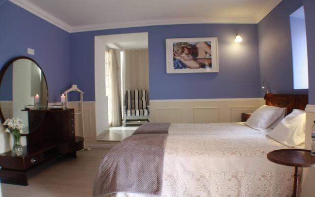 Casa Acucena Vintage B&B Guest House