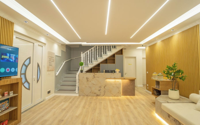 7even Boutique Hostel